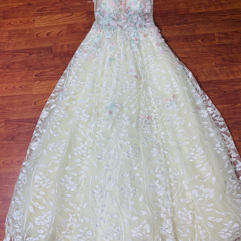 Floral Embroidered Dress - Cream